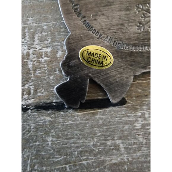 2005 Limited Edition Coca-Cola Santa Claus Christmas Ornament Metal Red Ribbon - Picture 5 of 7